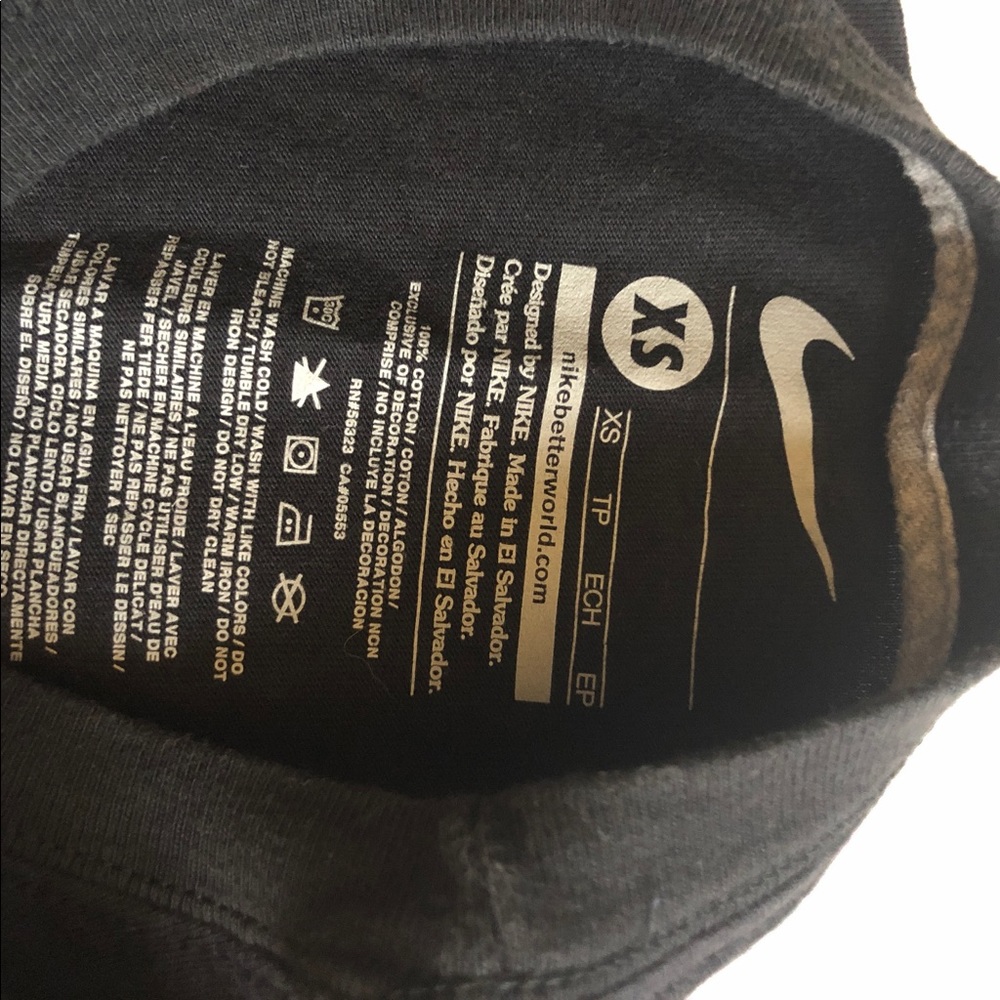 Nike Top - Picture 3 of 3